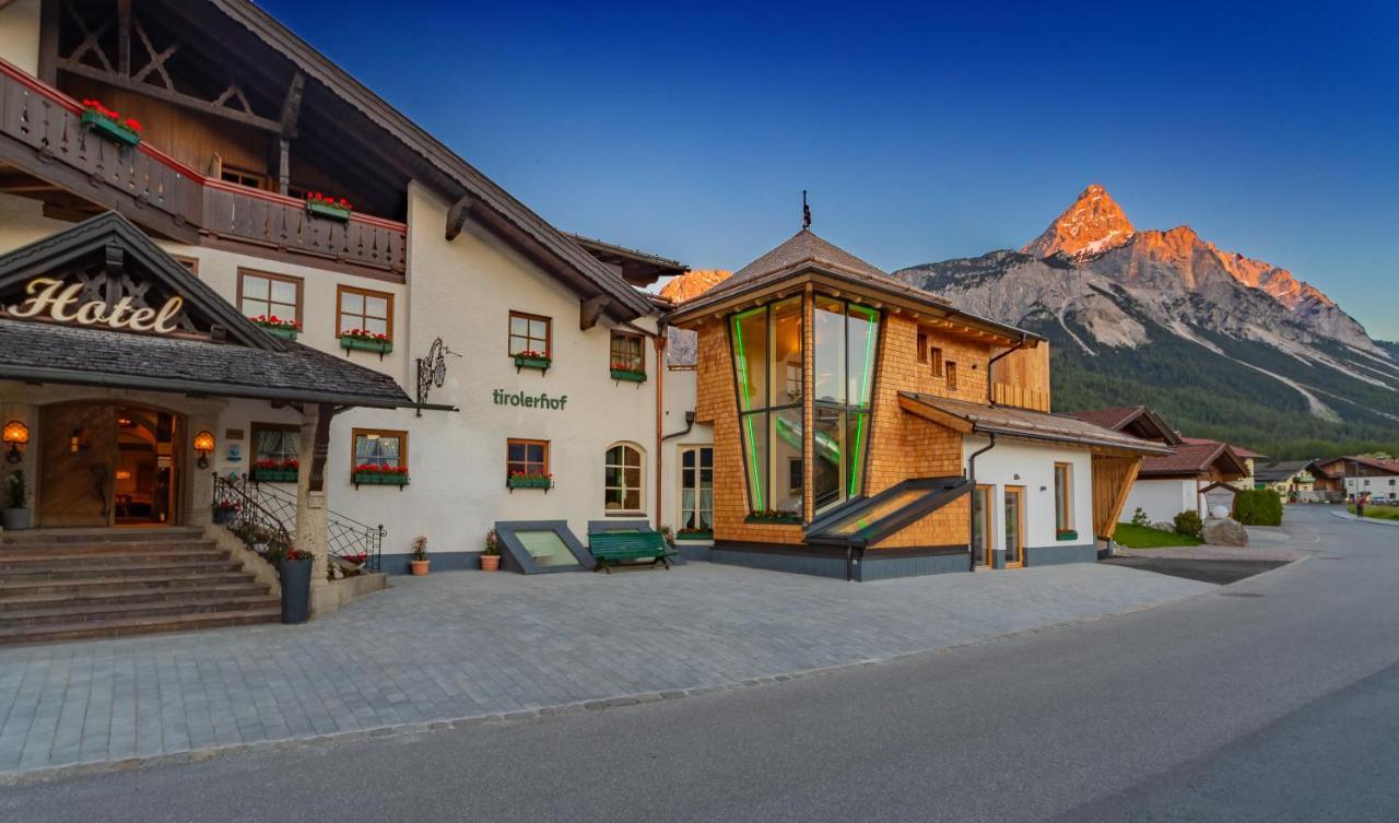 Hotel Tirolerhof - Familotel Zugspitze Ehrwald Bagian luar foto