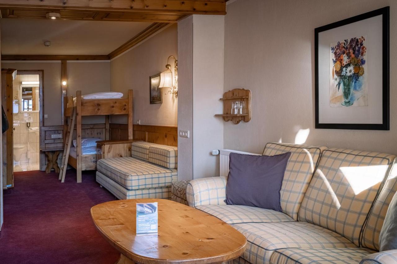 Hotel Tirolerhof - Familotel Zugspitze Ehrwald Bagian luar foto