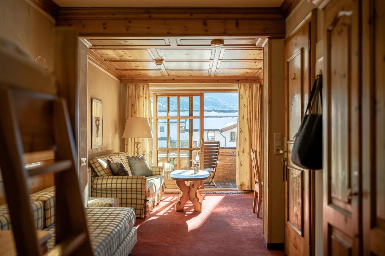Hotel Tirolerhof - Familotel Zugspitze Ehrwald Bagian luar foto