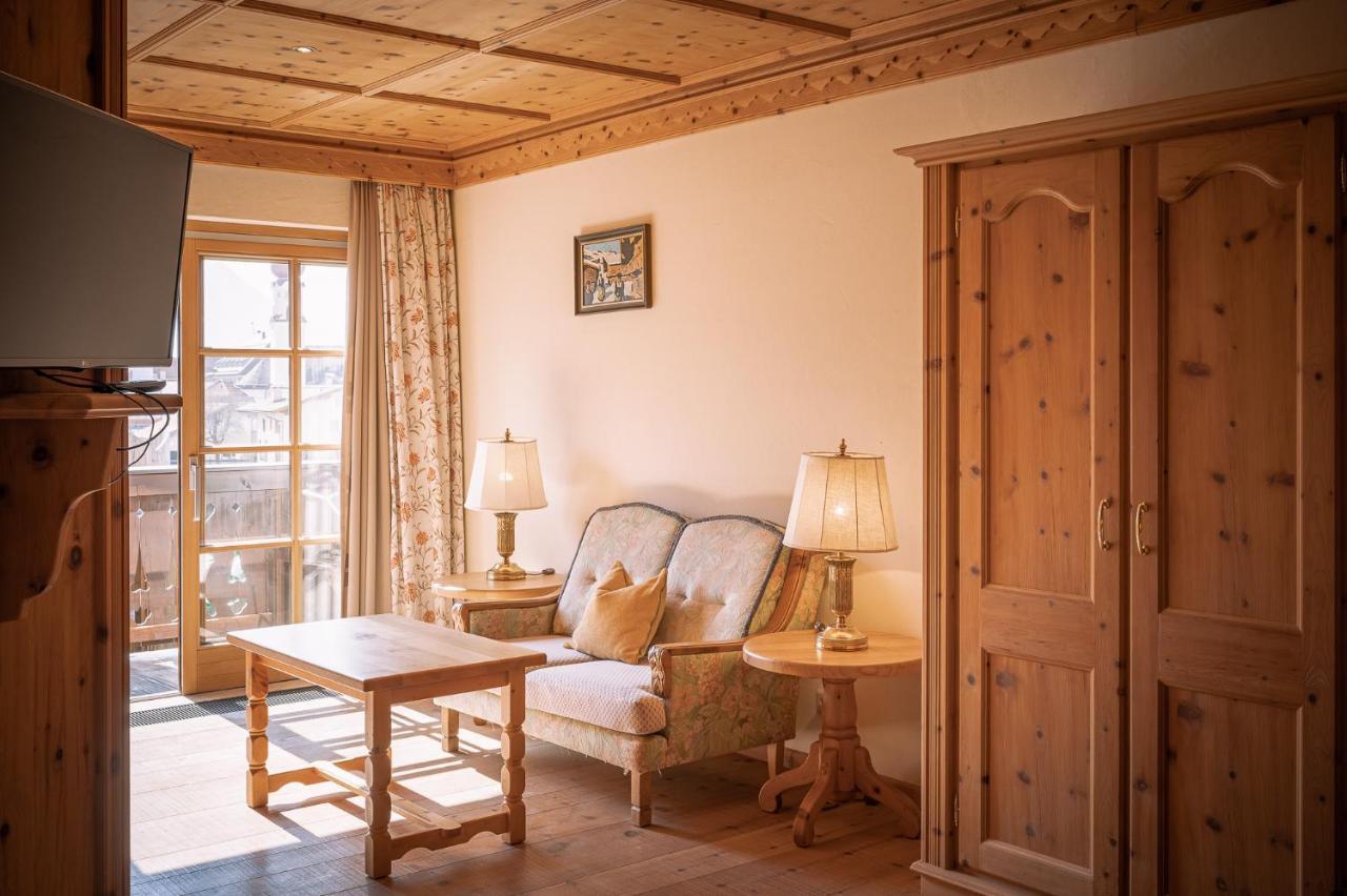 Hotel Tirolerhof - Familotel Zugspitze Ehrwald Bagian luar foto