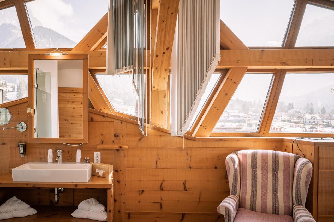Hotel Tirolerhof - Familotel Zugspitze Ehrwald Bagian luar foto