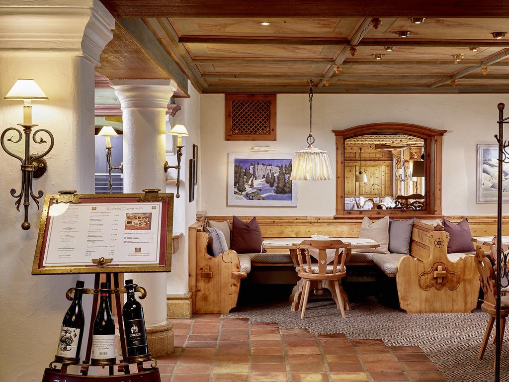 Hotel Tirolerhof - Familotel Zugspitze Ehrwald Bagian luar foto