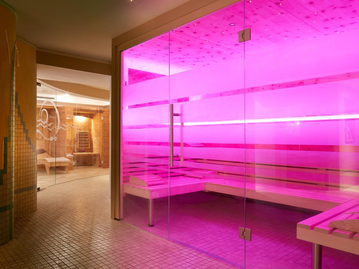 Hotel Tirolerhof - Familotel Zugspitze Ehrwald Bagian luar foto